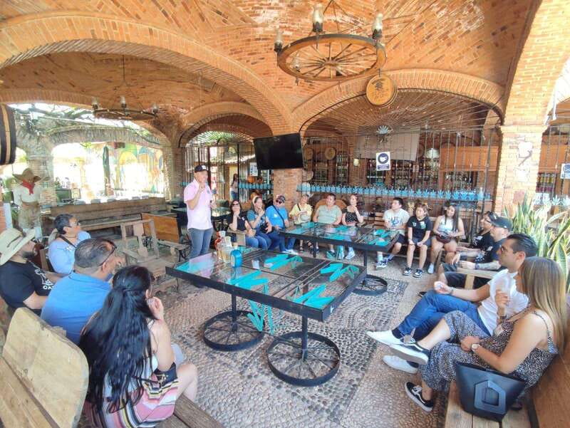From Guadalajara: Tequila Trail Tour with Tasting - How the guides shape the day