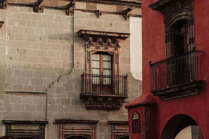From Guanajuato: Dolores Hidalgo and San Miguel Public Tour - Lunch by group decision