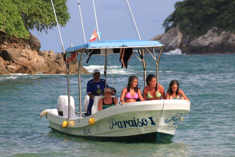 From La Crucecita: Private Huatulco 7 or 5 Bays Boat Trip - A private way to see Huatulco’s scattered bays