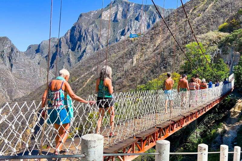From Mexico City: Tolantongo Hot Springs Day Trip with Guide - Paraíso Escondido and the Thermal Pools