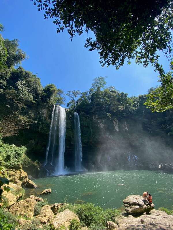 From Palenque: Waterfalls Misol-ha y Agua Azul. - The road from Palenque to Misol-Ha