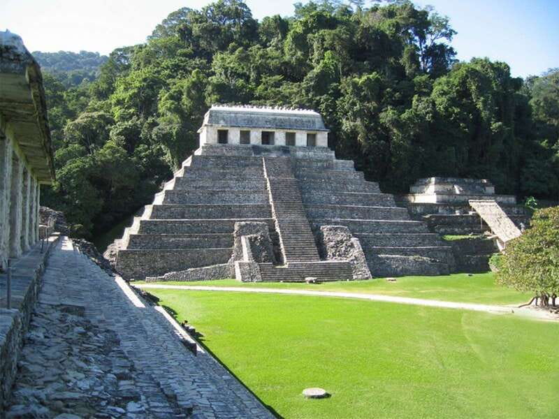 From San Cristóbal: Agua Azul and Palenque Day Trip - Agua Azul’s pools and changing colors