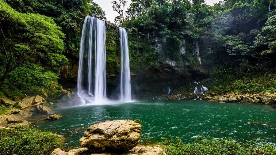 From San Cristóbal: Agua Azul and Palenque Day Trip - Who will enjoy this long day