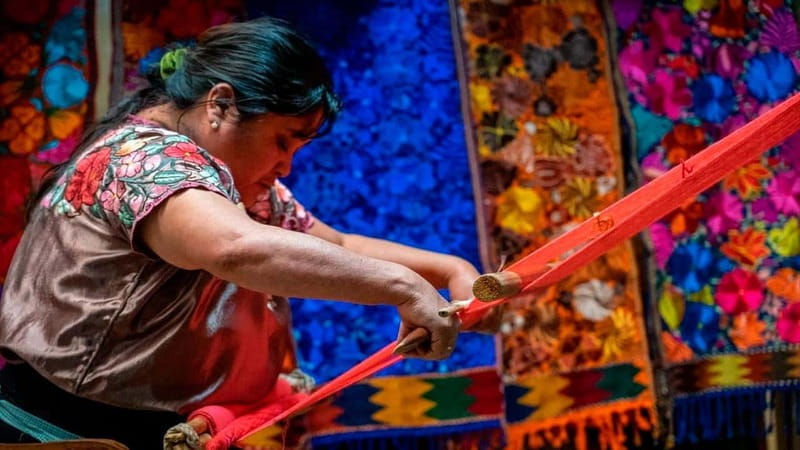 From San Cristóbal: Chamula and Zinacantán Guided Tour - Why Chamula is more than a quick church stop