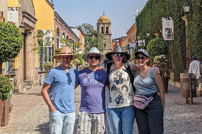 Full Day in Tequila with Tasting and party in Cantaritos - Tequila Selecto de Amatitán and seven pours