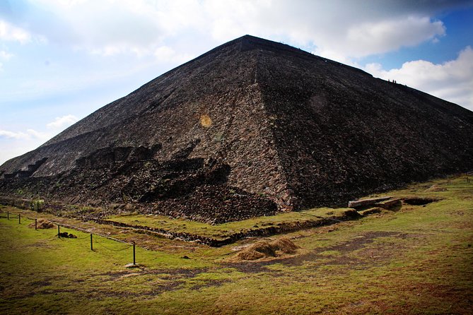 Full-Day Teotihuacan & Basilica Guadalupe Tour - Who should book this tour