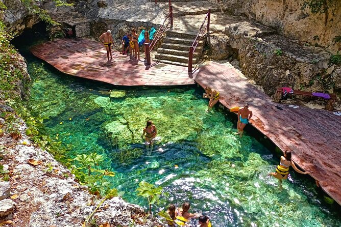 Full Day Tour to Tulum Cenote and Swim with Turtles in Akumal - Akumal and the turtle swim