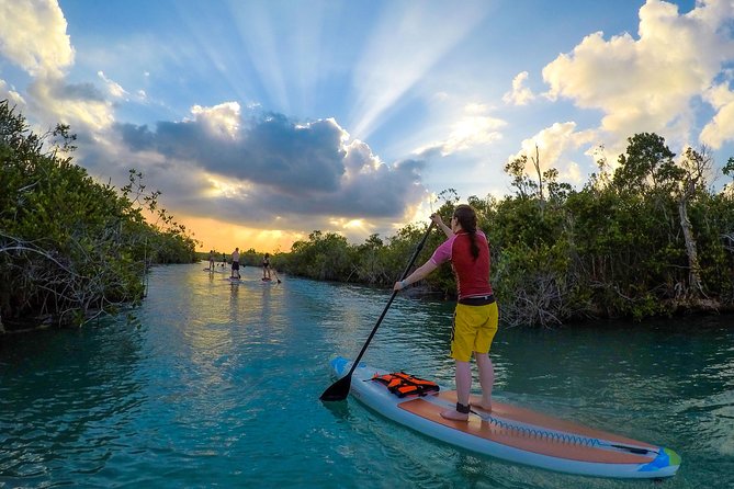 Golden Hour at Mariscal Lagoon: A Sunset to Remember - Who should book this Bacalar sunset outing