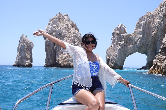 Group tour of the Cabo San Lucas Arch - Why El Arco Makes a Short Boat Ride Worthwhile