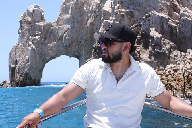 Group tour of the Cabo San Lucas Arch - Who Should Book This Cabo Excursion?