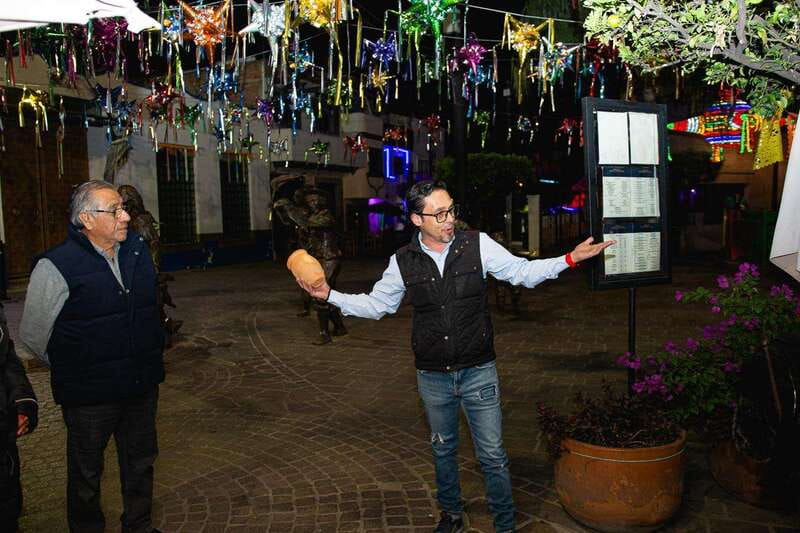 Guadalajara: Guided Tlaquepaque Night Tour with Hotel Pickup - Transportation is the main practical benefit