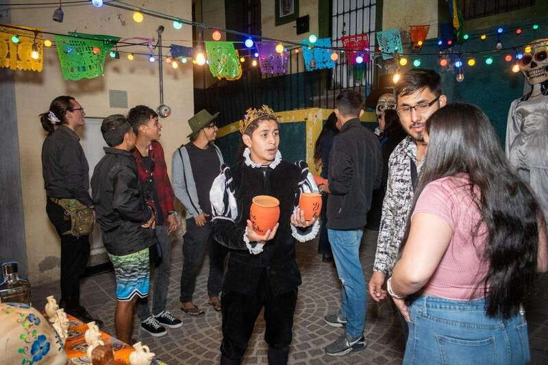Guanajuato: Night Walk with the Estudiantina - Who will enjoy this most