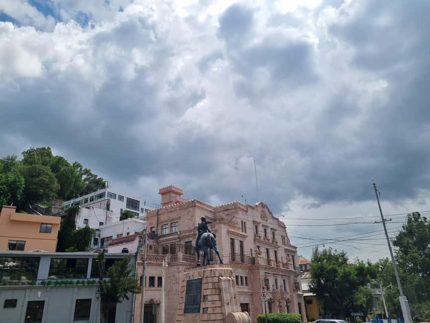 Guanajuato Shared Tour from San Miguel de Allende - Choosing lunch near the city center
