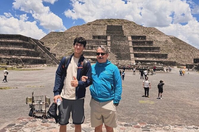 Guided Tour in Teotihuacan with Cave Breakfast and Transportation - The ride from Mexico City to the valley
