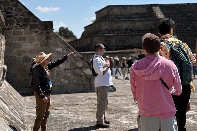 Guided Tour in Teotihuacan with Cave Breakfast and Transportation - Value, group size, and guide service
