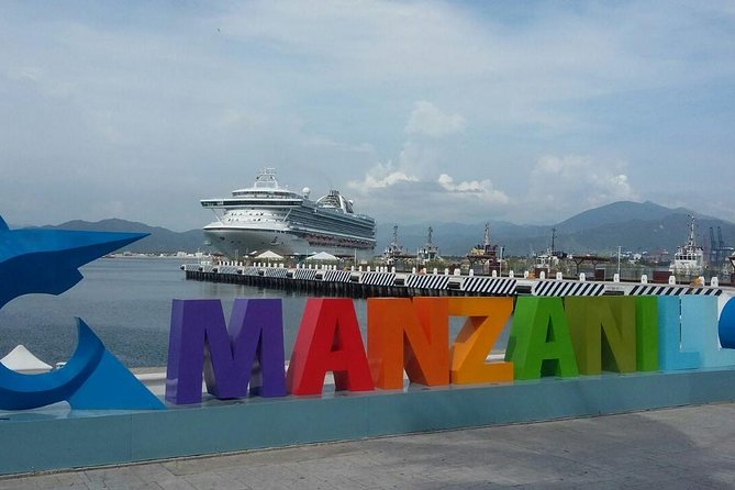 Half-day Manzanillo City Tours - Miramar Beach and its handcraft stalls