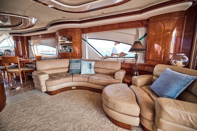 Heather Nikki 80 ft Italian Azimut Yacht Rental - Booking, pickup, and weather rules