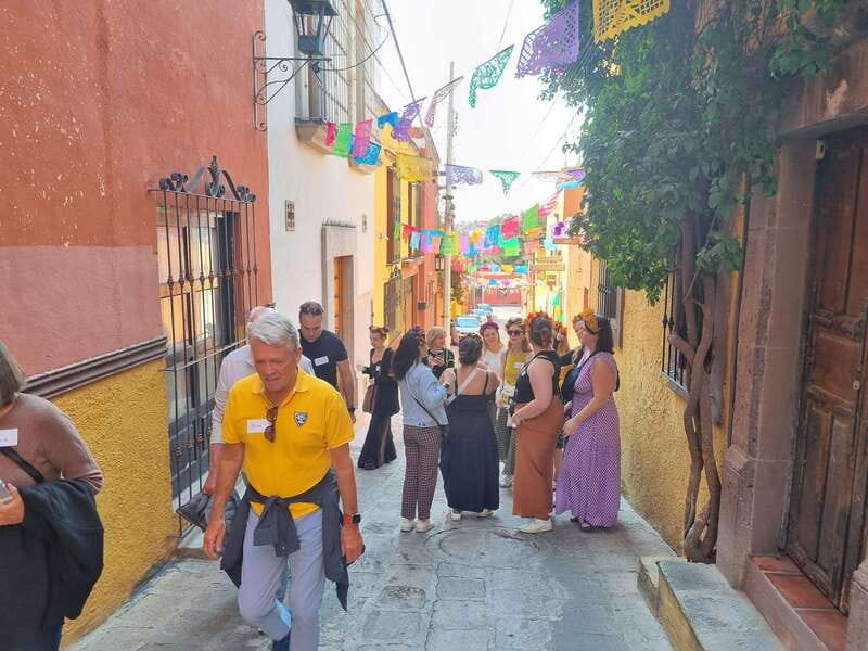 Historical & Cultural Walking Tour of San Miguel de Allende - Parroquia de San Miguel Arcángel: the essential first stop