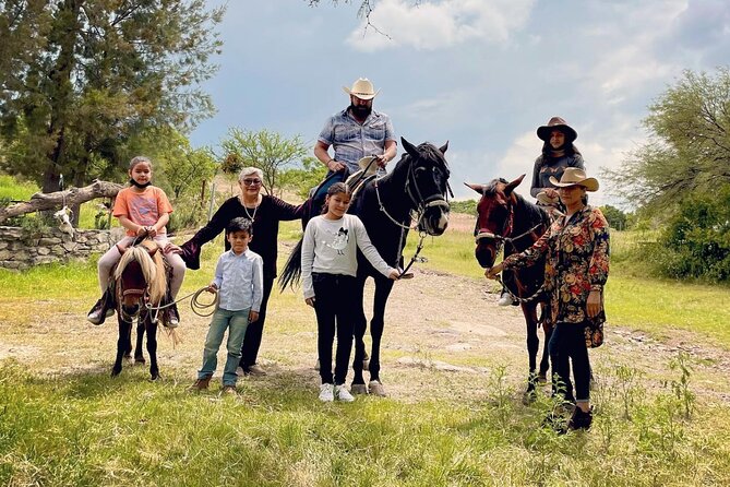 Horseback Ride in Guanajuato with Live Music and Food - Who should book this mountain ride