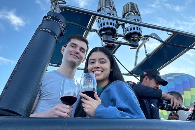 Hot air balloon ride with breakfast in Cueva from CDMX - Is the $155.32 Price Good Value?