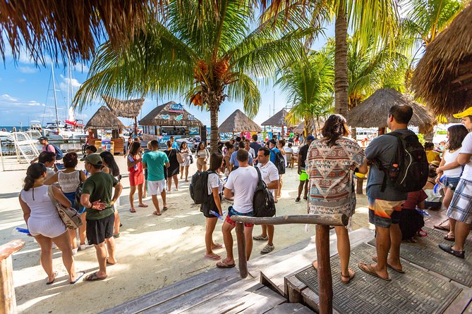 Isla Mujeres Catamaran, Open Bar & Optional Buffet and pick up - Two and a half hours to see Isla Mujeres