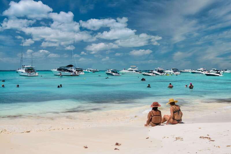 Isla Mujeres: Catamaran with Open Bar, Snorkeling and Lunch - Should you book it?