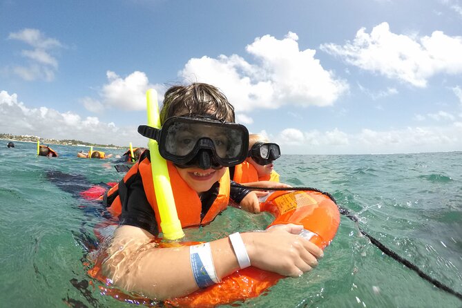 Isla Mujeres Plus by Albatros Catamarans - What the snorkeling stop is really like