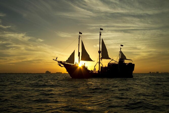 Jolly Roger Pirate Show and Dinner in Cancun - Key points to know before boarding