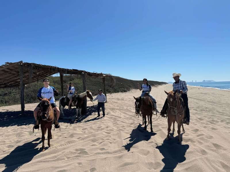 Jungle and beach horseback ride + lunch + mezcal - A ranch lunch with real Mexican staples
