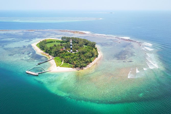 Kayaking on the Island of Sacrifices - Safety comes first on open water
