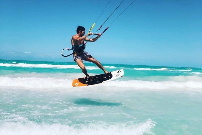 Kitesurfing lessons in Isla Holbox - Why Holbox works so well for a first kitesurf lesson