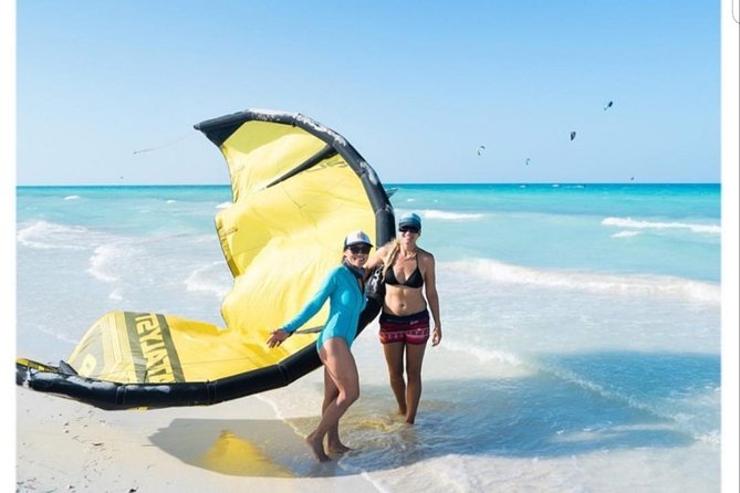 Kitesurfing lessons in Isla Holbox - Punta Mosquito: a boat ride into open space
