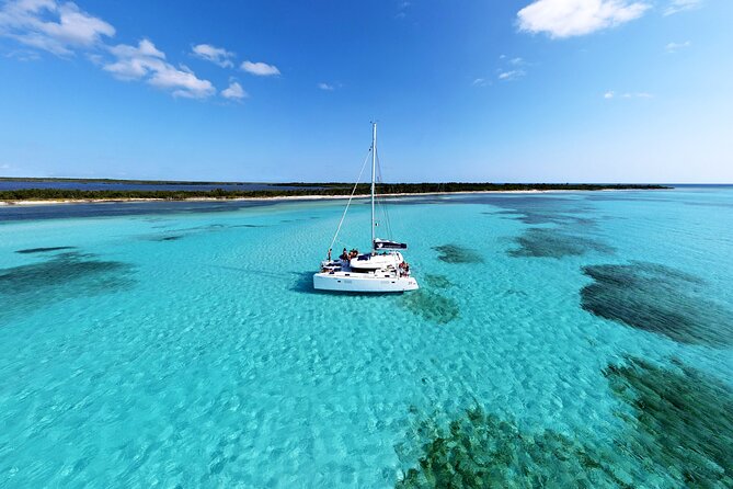 Lagoon 39ft Private Catamaran 5hr - El Cielo Full Experience - Sandbar time, paddleboarding, and floating
