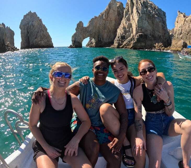 Los Cabos Arch & Lover’s Beach Tour + Snorkeling Tour - Staying at a beach after the tour