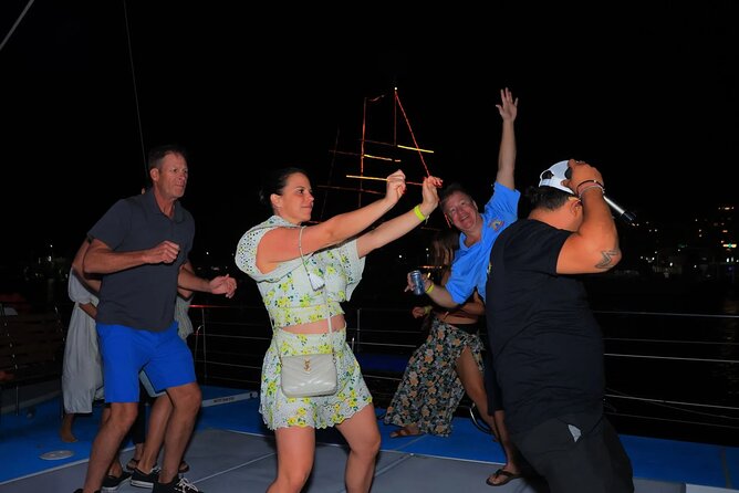 Los Cabos Catamaran Cruise with Open Bar & Light Snack - Is $75 a fair price for this Cabo cruise?