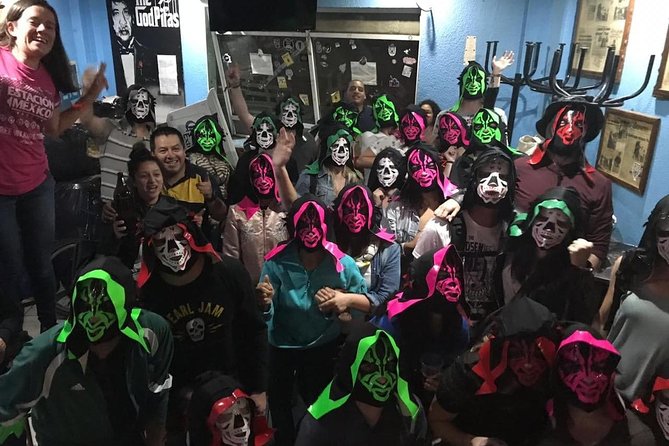 Lucha Libre Experience in Mexico City - Walking from Roma Norte to the wrestling arena