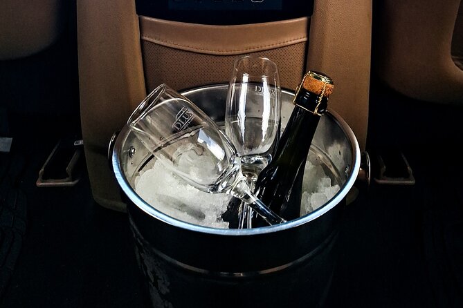 Luxury one way transfer to Tulum from Cancun airport - Finding the right pickup point inside Cancun Airport
