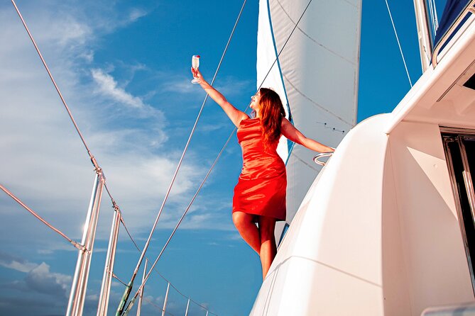 Luxury Sunset Sailing Cruise in Cancun with Light Dinner and Open Bar - What is served: more grazing board than dinner