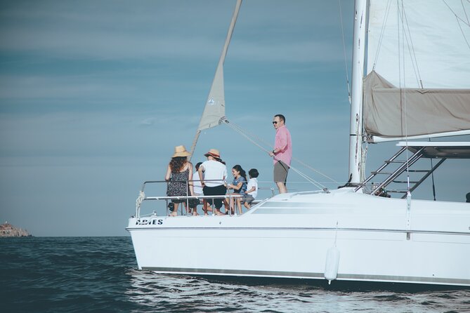 Luxury Whale Watch Cruise to The Arch Los Cabos - Why the 16-person limit changes the day