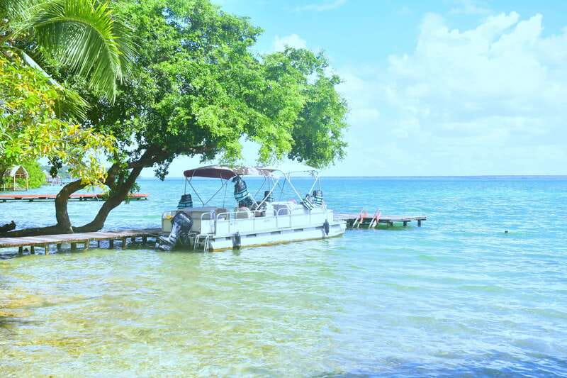 Mahahual: Chacchoben Mayan Ruins and Seven Color Lagoon Trip - Two famous Quintana Roo stops in one long day