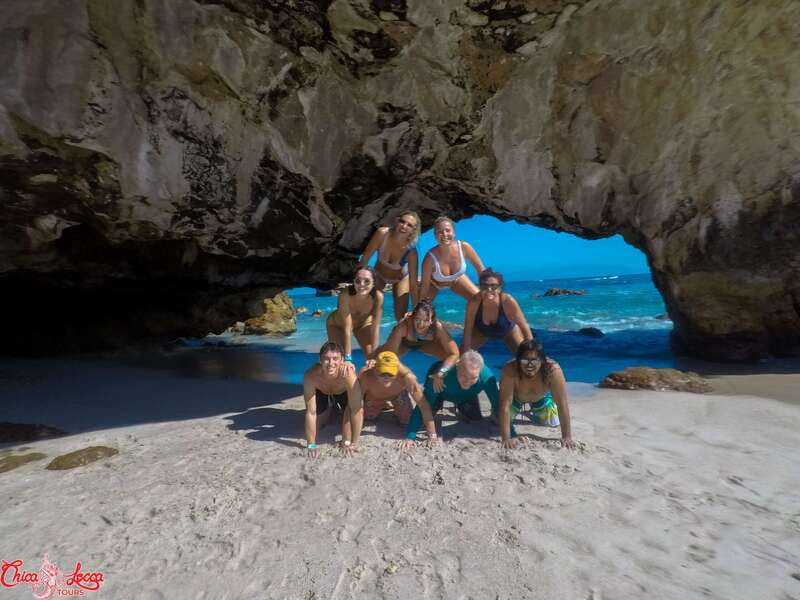 Marietas Islands Boat Tour: Snorkel, Kayak, Playa Nopalera - The crew and onboard service
