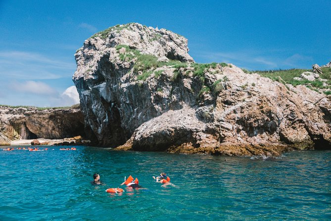 Marietas Islands snorkeling & Hidden beach (w/ restrictions) - A simple lunch that works after the water