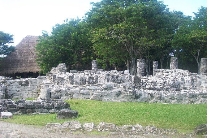 Mayan Ruins and Beach Time - Lunch and beach time at Tortugas