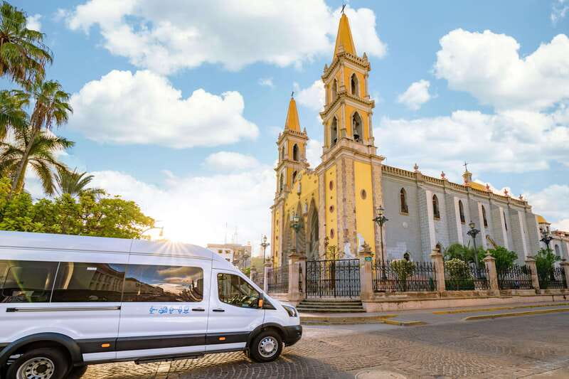 Mazatlan: Old Town Sightseeing and Golden Zone - Start with Mazatlán’s bay and port view