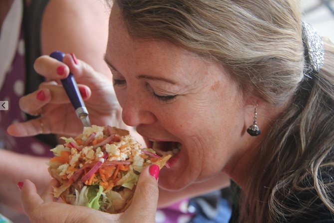 Mazatlan routes of taste food tour - Meeting the shrimp sellers at Las Changueras
