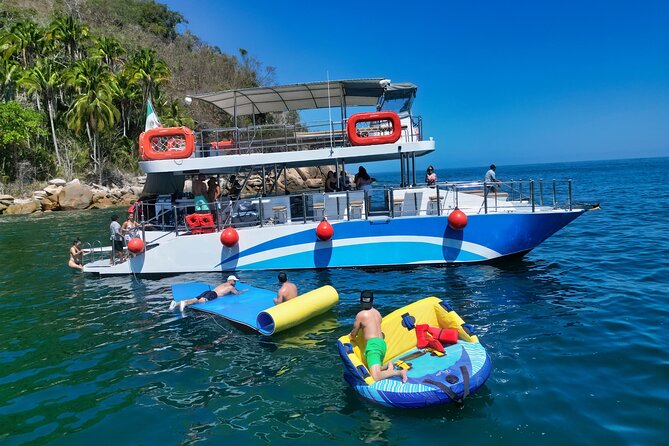 Mega Catamarans ALL INCLUSIVE Remote Paradise Beach Adventure - Is $135 a fair price?