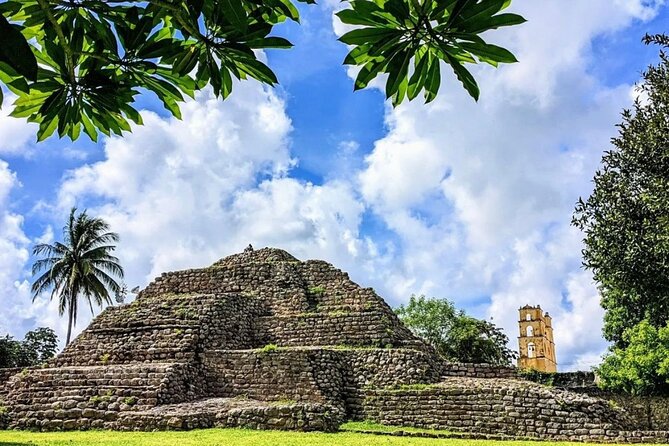 Merida : 4 Santa Barbara Cenotes and Bikes with Lunch - The morning ride from Mérida to Acanceh