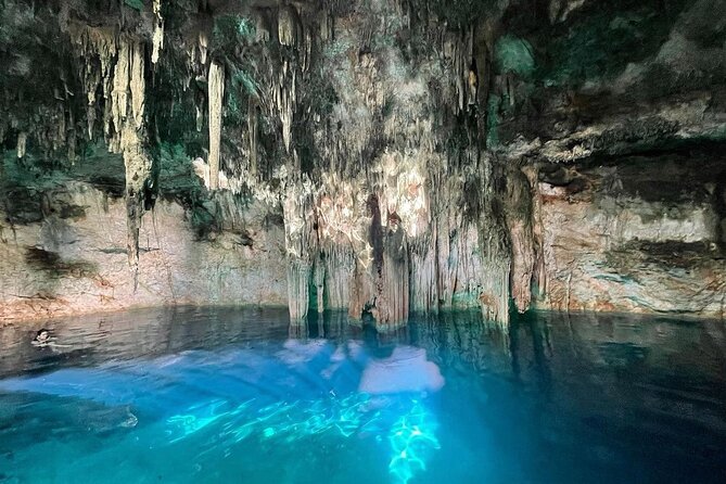 Merida : 4 Santa Barbara Cenotes and Bikes with Lunch - Guides can make the quiet parts matter