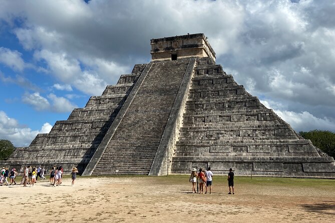 Merida : Chichen Itza, Izamal and Cenote with lunch and pick up - Izamal, the Yellow City, in one hour