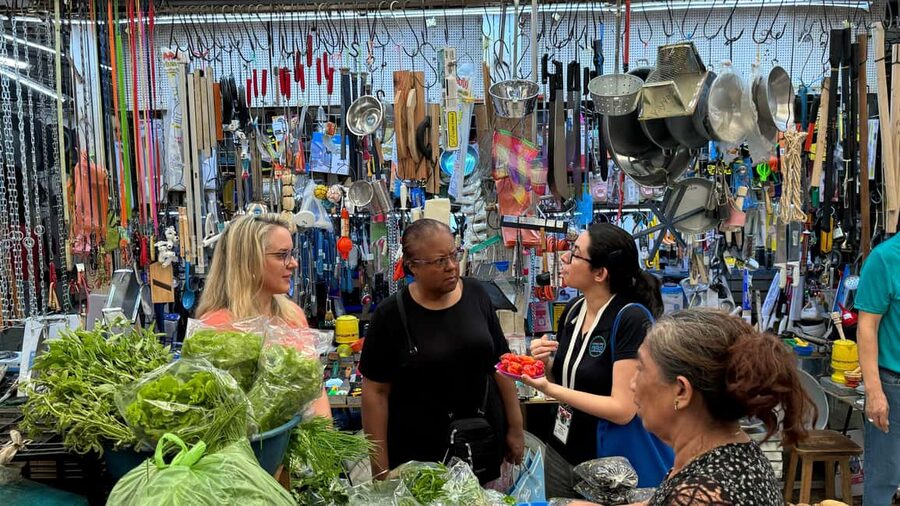 Mérida Cooking Class, taste of Yucatan - Taking a public bus into local Mérida